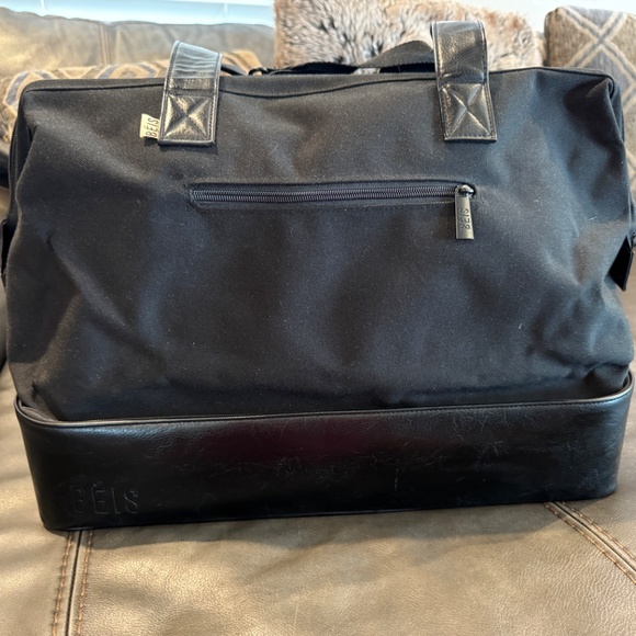 BÉIS The Weekender bag in Black - Picture 5 of 15